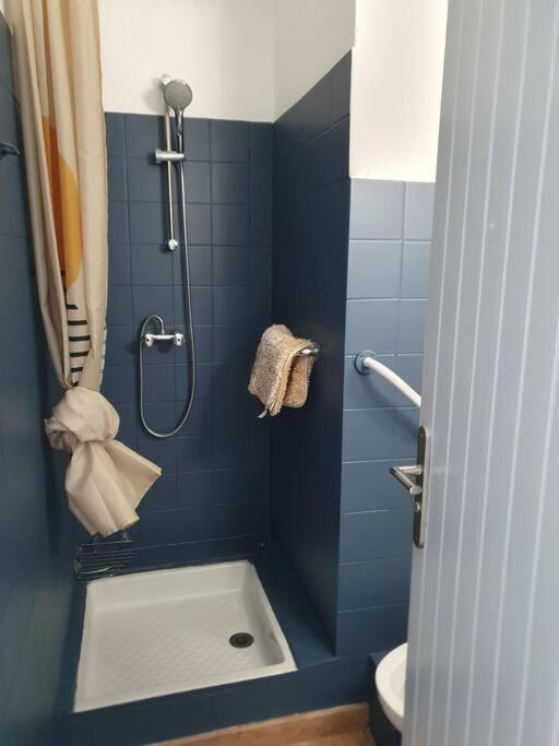 Studio Equipe Et Meuble St Cyprien Saint-Cyprien  Luaran gambar